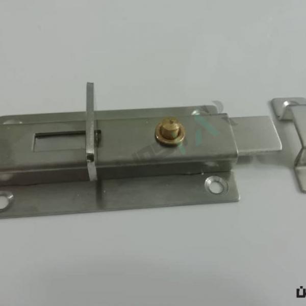 قفل یا چفت درب مورد استفاده در درب سرویس بهداشتی